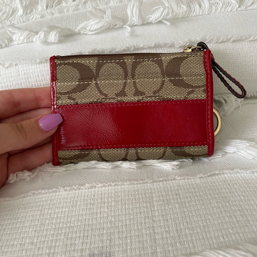 Coach card and money holder wallet with keychain